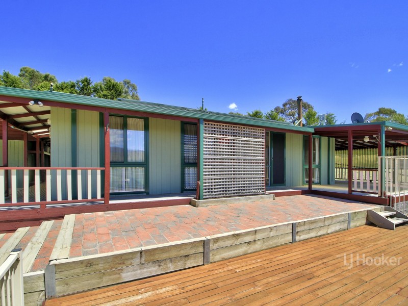 18 Hankshaws Hill Road, Omeo VIC 3898