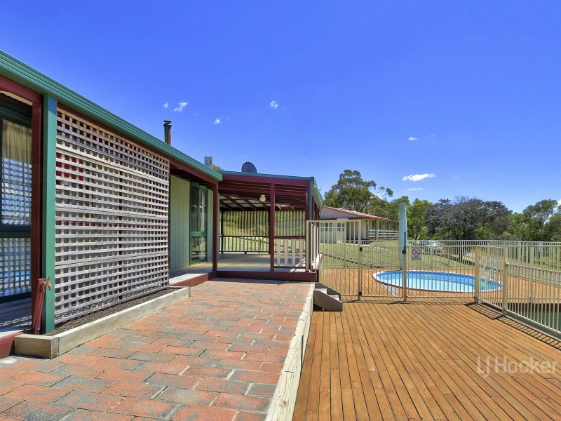 18 Hankshaws Hill Road, Omeo VIC 3898