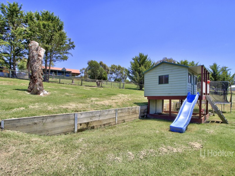 18 Hankshaws Hill Road, Omeo VIC 3898