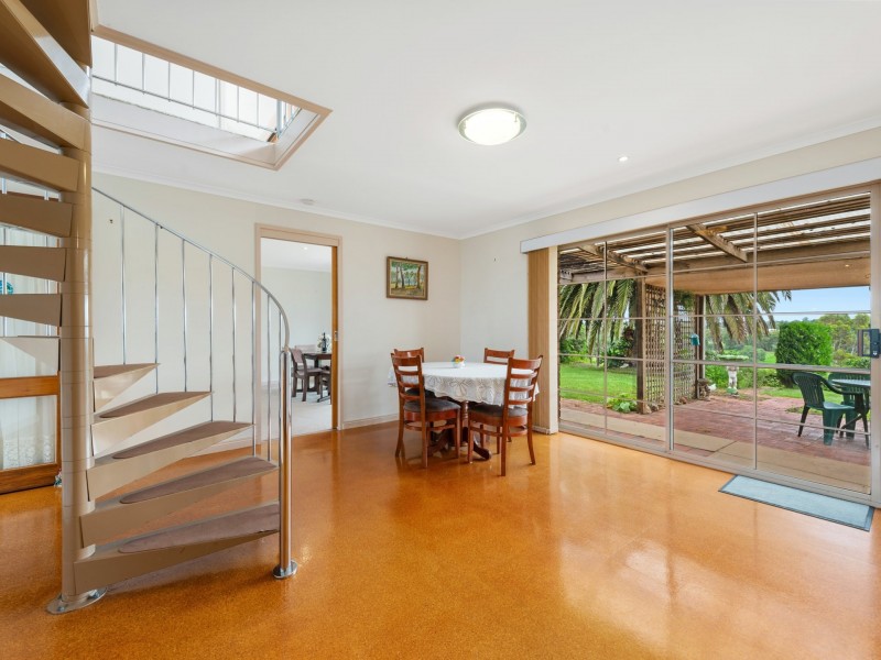 23 Morekana Crescent, Eastwood VIC 3875