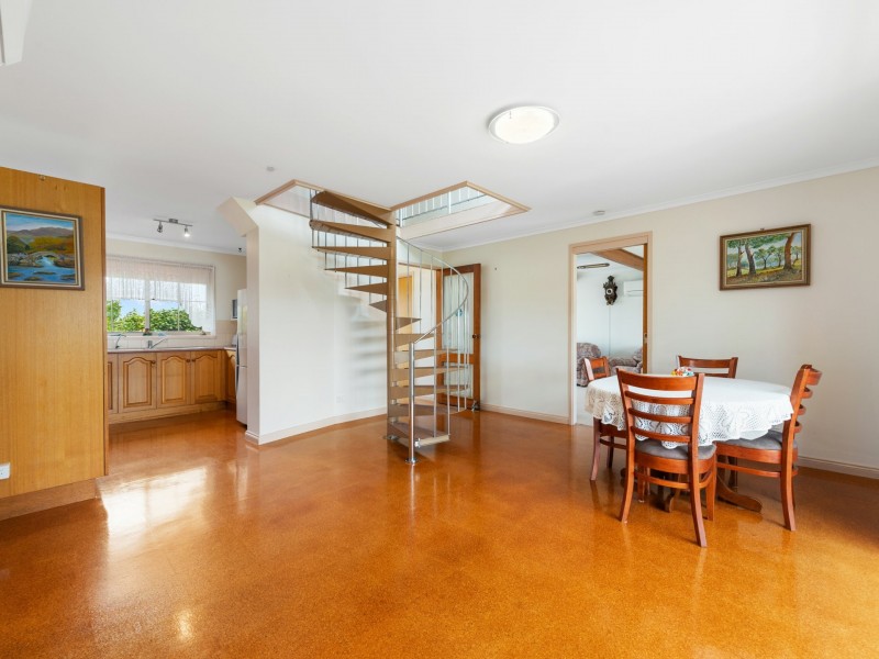 23 Morekana Crescent, Eastwood VIC 3875