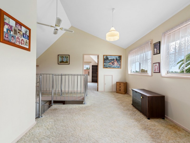 23 Morekana Crescent, Eastwood VIC 3875