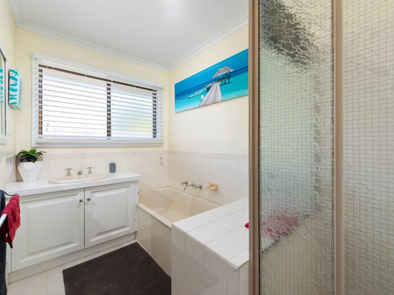 14 Birchwood Court, Bairnsdale VIC 3875