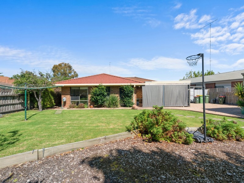 14 Birchwood Court, Bairnsdale VIC 3875