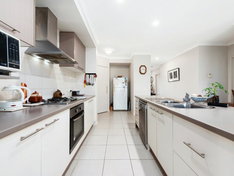 19 Phoebes Way, Eastwood VIC 3875