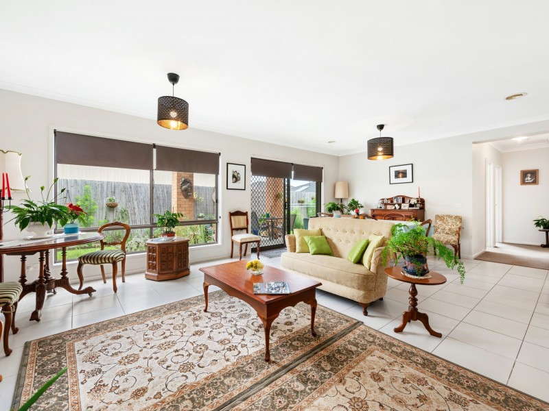 19 Phoebes Way, Eastwood VIC 3875
