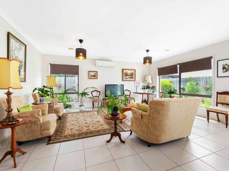 19 Phoebes Way, Eastwood VIC 3875