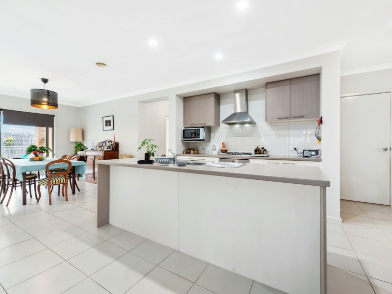 19 Phoebes Way, Eastwood VIC 3875