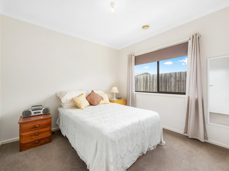 19 Phoebes Way, Eastwood VIC 3875