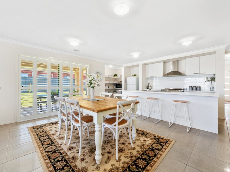 8 Calvert Street, Bairnsdale VIC 3875