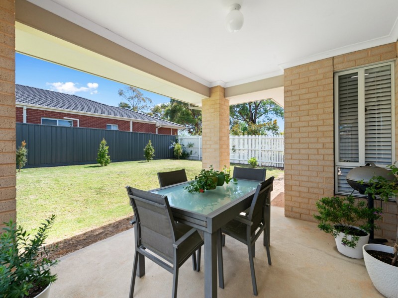 8 Calvert Street, Bairnsdale VIC 3875