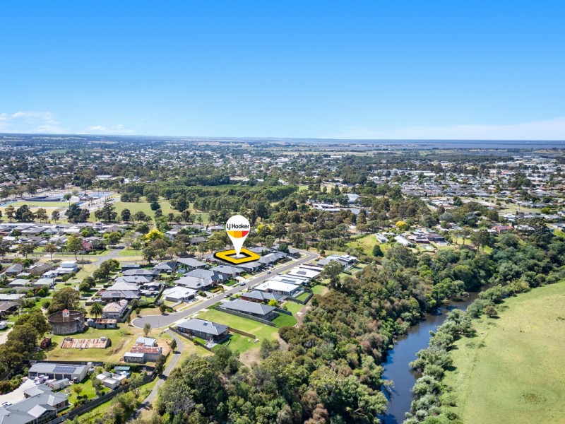 8 Calvert Street, Bairnsdale VIC 3875