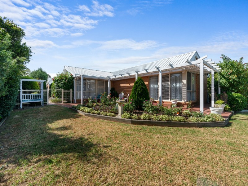 22 Calvert Street, Bairnsdale VIC 3875
