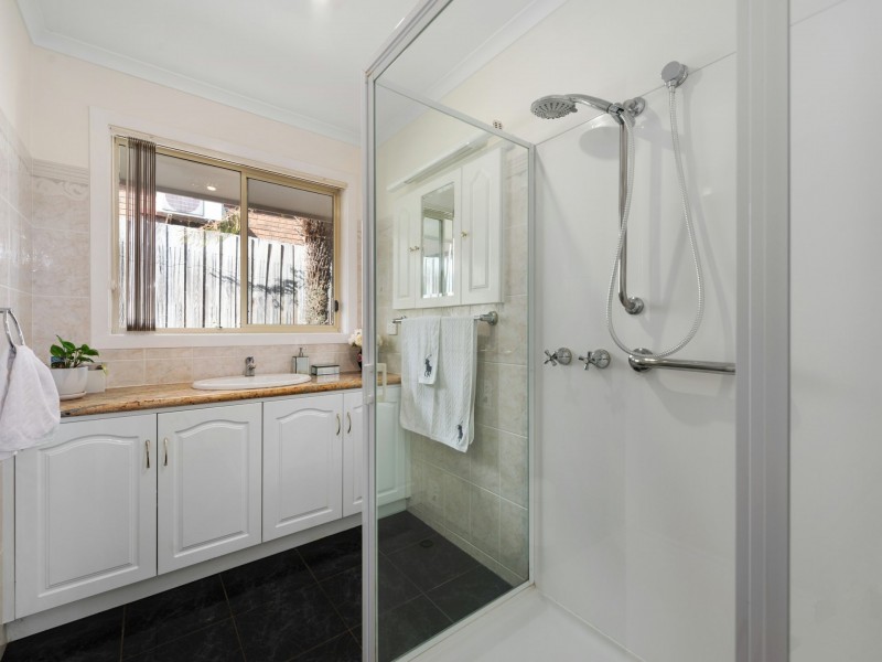 22 Calvert Street, Bairnsdale VIC 3875