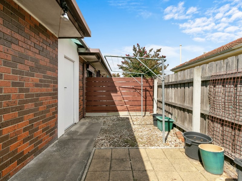 Unit 1/73A Francis Street, Bairnsdale VIC 3875