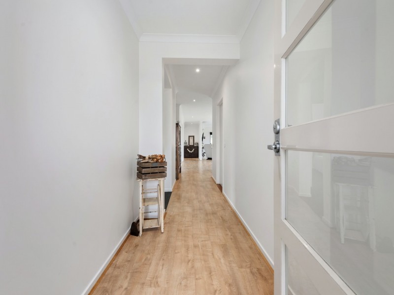 9 Hawkins Crescent, Lindenow South VIC 3875