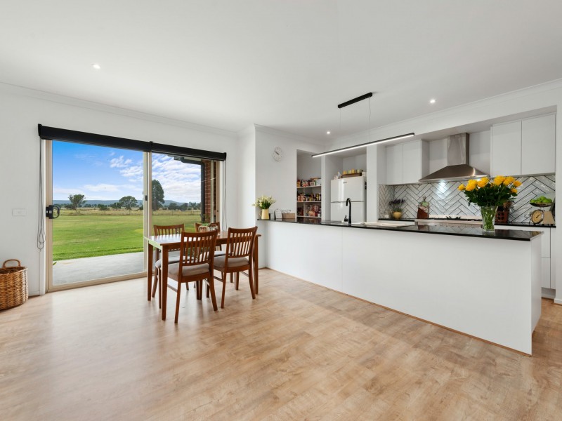 9 Hawkins Crescent, Lindenow South VIC 3875