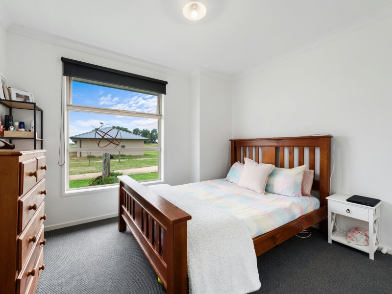 9 Hawkins Crescent, Lindenow South VIC 3875