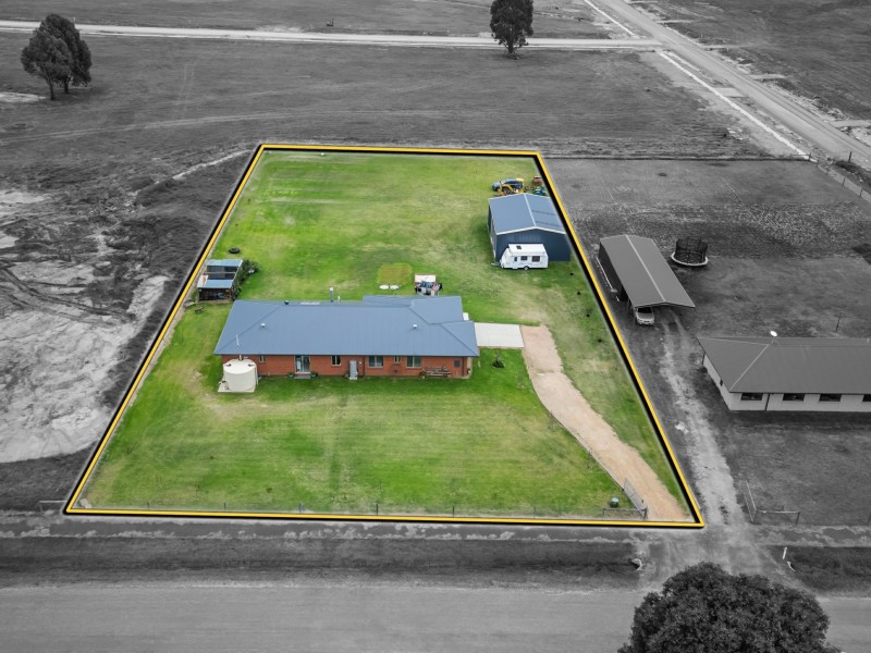 9 Hawkins Crescent, Lindenow South VIC 3875