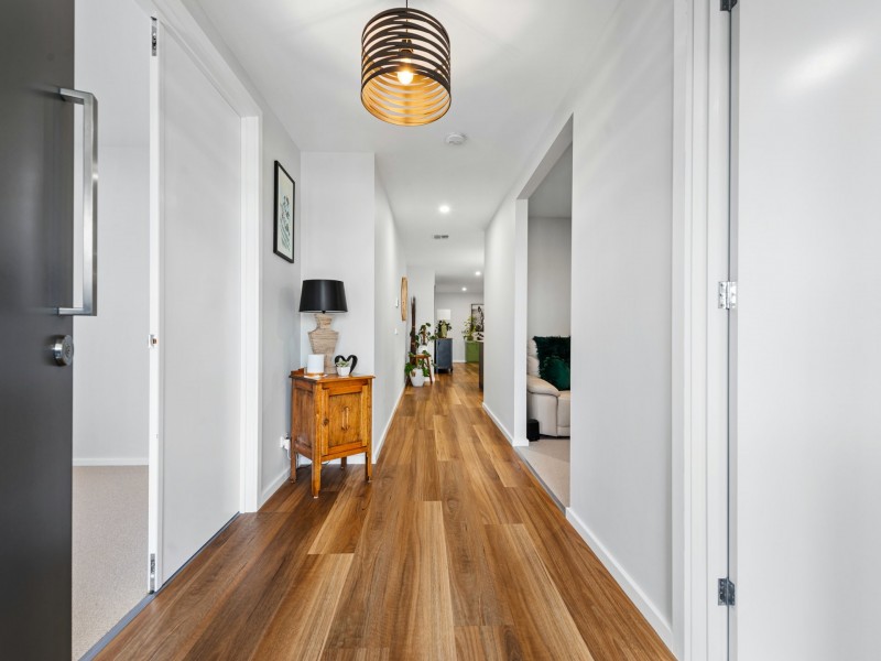 5 Wadgin Court, Swan Reach VIC 3903