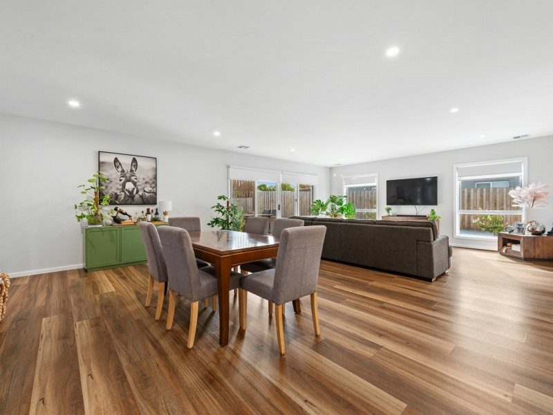 5 Wadgin Court, Swan Reach VIC 3903
