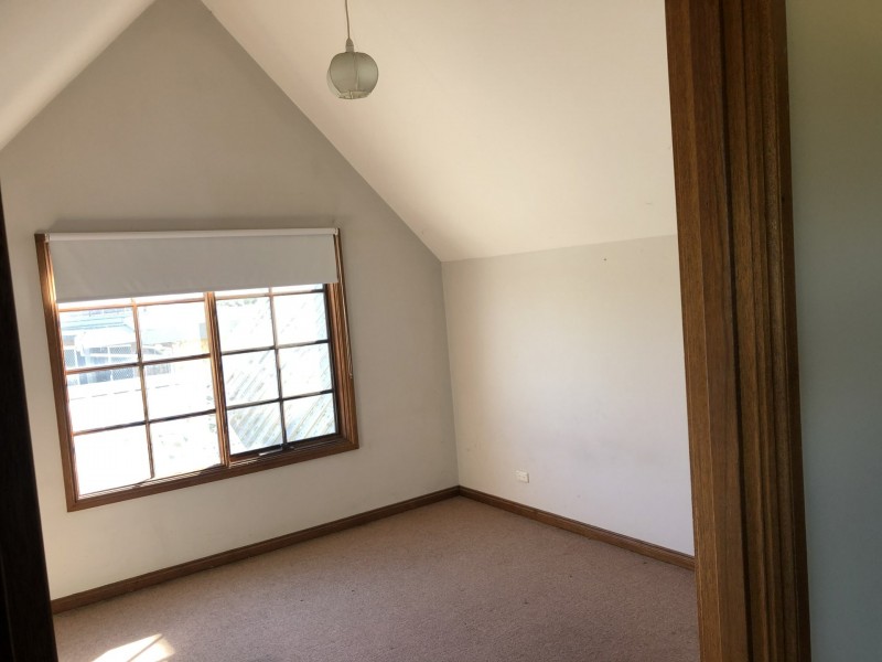 4 The Grange, Eastwood VIC 3875