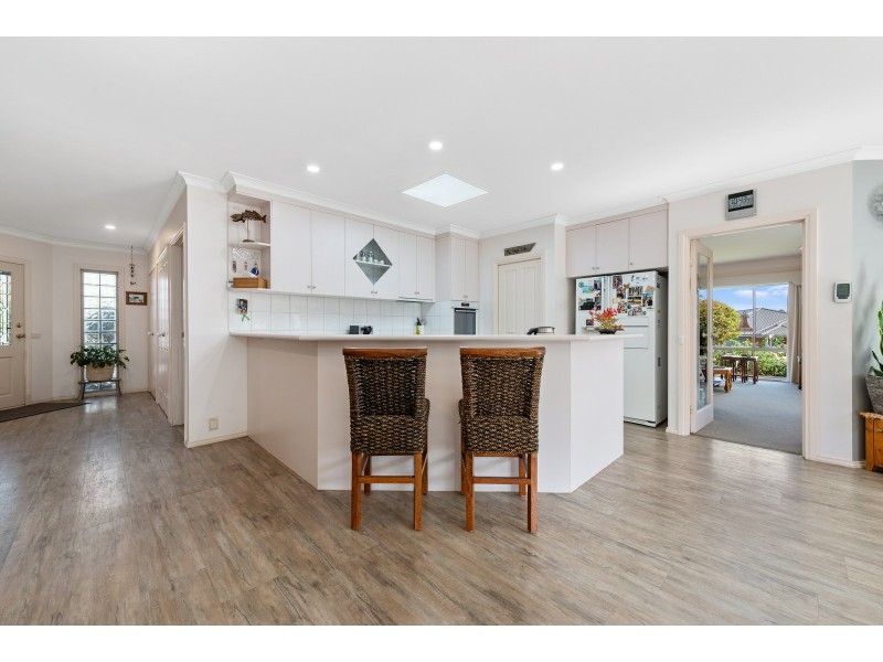 12 Harnham Drive, Bairnsdale VIC 3875