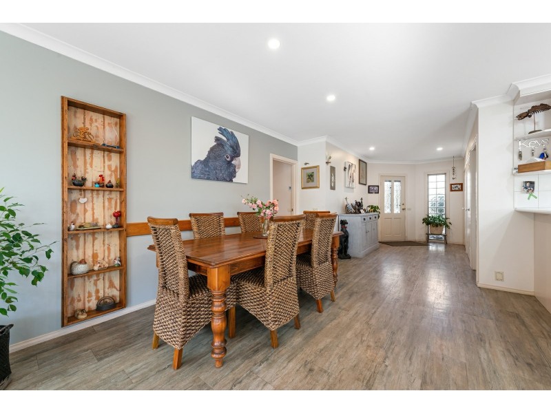 12 Harnham Drive, Bairnsdale VIC 3875