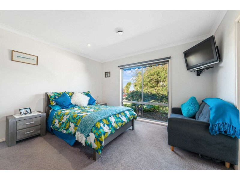 12 Harnham Drive, Bairnsdale VIC 3875