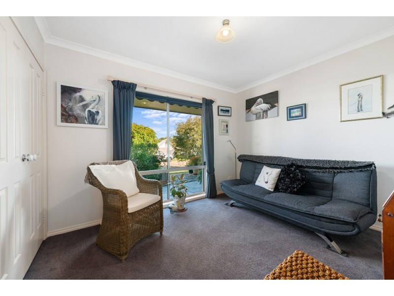 12 Harnham Drive, Bairnsdale VIC 3875