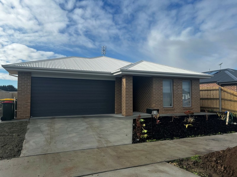 8 Nielsen Way, East Bairnsdale VIC 3875