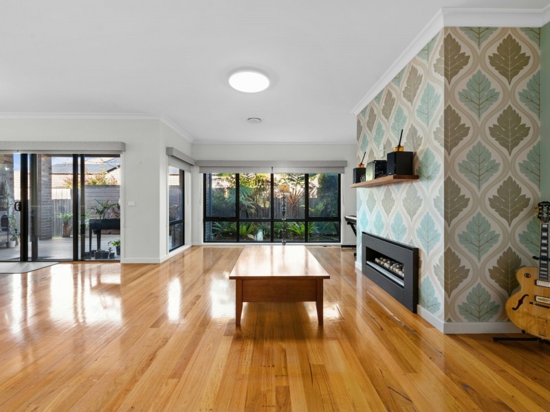 2 Morton Drive, Eastwood VIC 3875