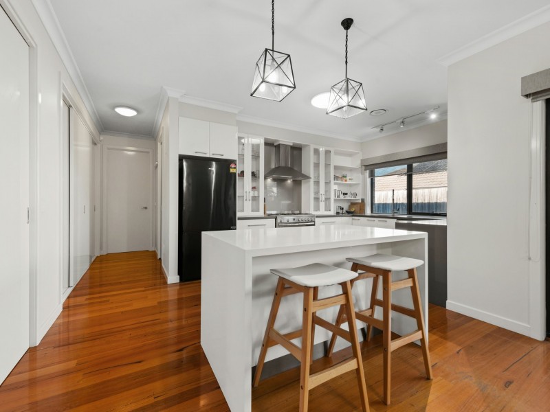 2 Morton Drive, Eastwood VIC 3875