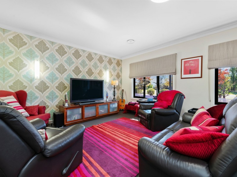 2 Morton Drive, Eastwood VIC 3875