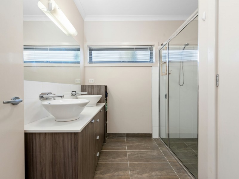 2 Morton Drive, Eastwood VIC 3875