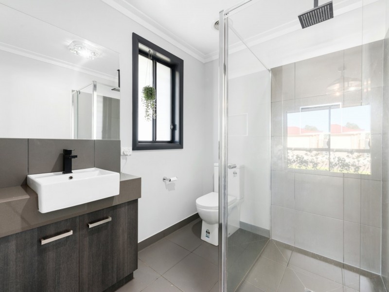4 Egret Avenue, Bairnsdale VIC 3875