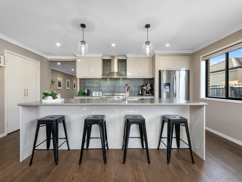 41 Len Cook Drive, Eastwood VIC 3875