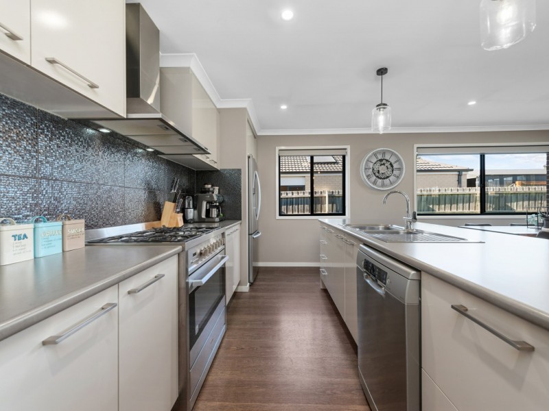 41 Len Cook Drive, Eastwood VIC 3875