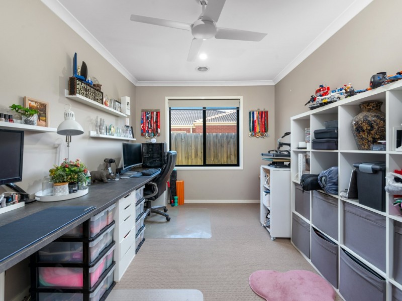 41 Len Cook Drive, Eastwood VIC 3875