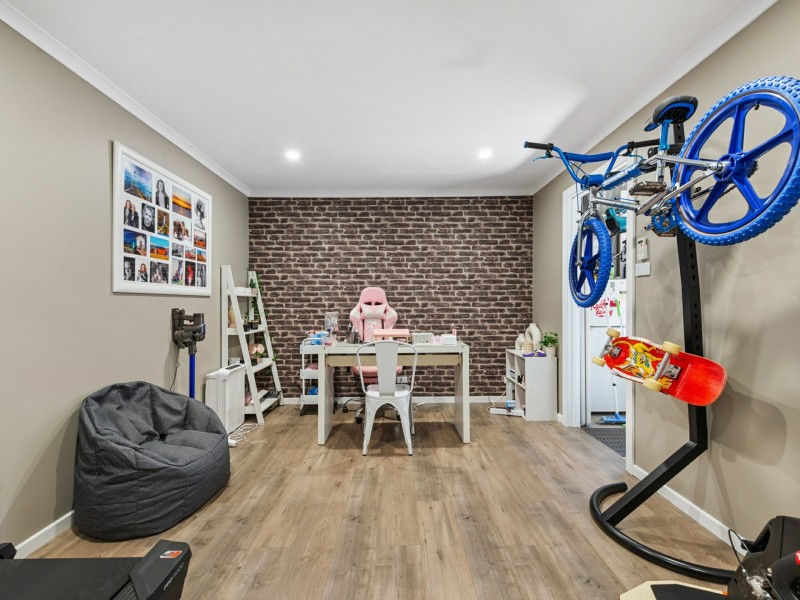 41 Len Cook Drive, Eastwood VIC 3875