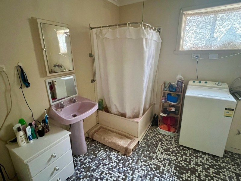 Unit 5 and 6/4 Grosvenor Court, Bairnsdale VIC 3875