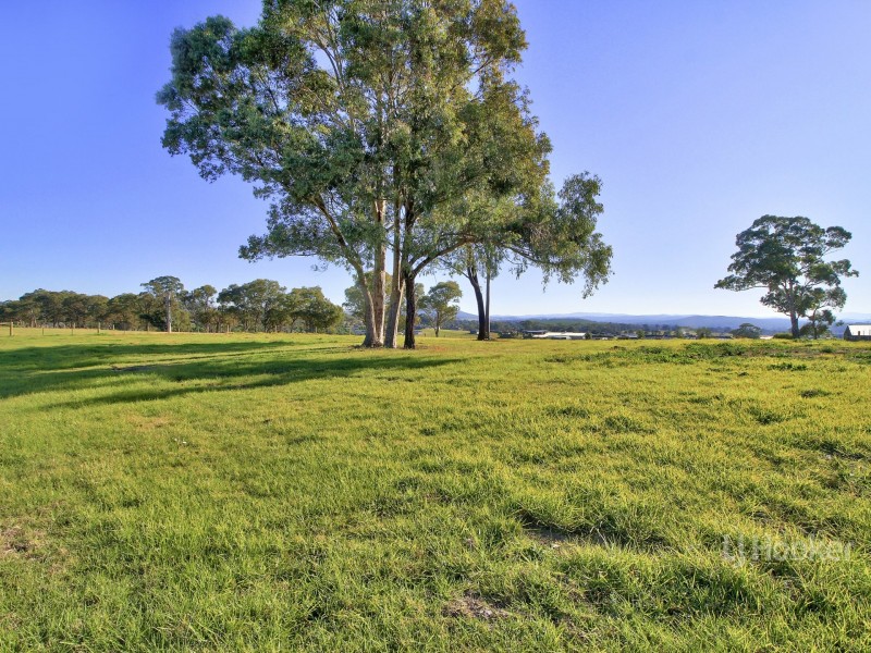 25 Hylton Vista, Wy Yung VIC 3875