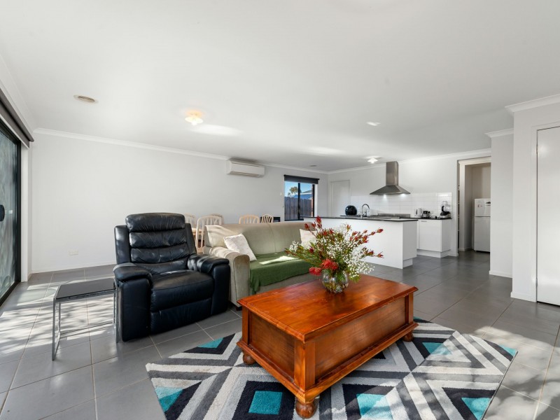 18B Kollmorgen Place, Bairnsdale VIC 3875