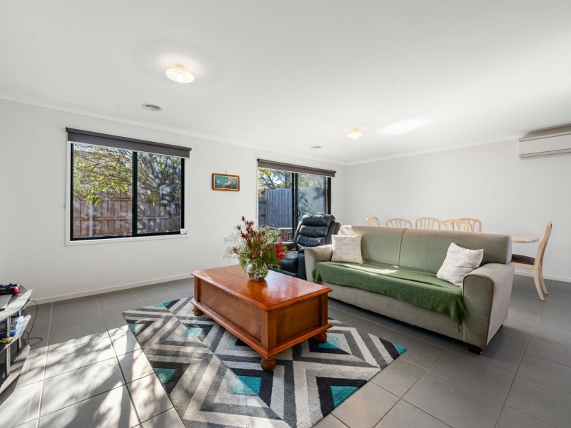 18B Kollmorgen Place, Bairnsdale VIC 3875