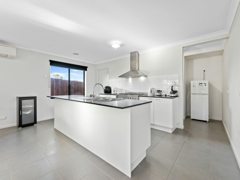 18B Kollmorgen Place, Bairnsdale VIC 3875