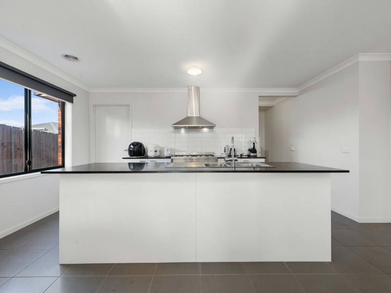 18B Kollmorgen Place, Bairnsdale VIC 3875