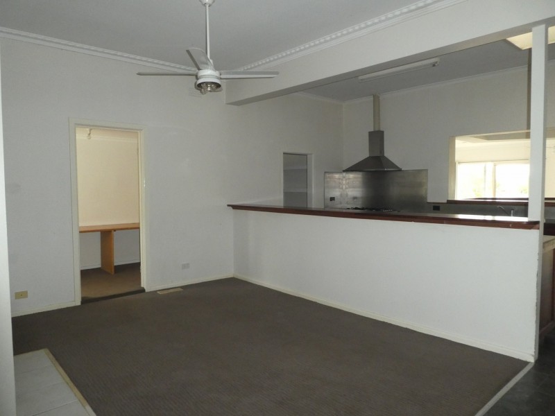 103 Day Street, Bairnsdale VIC 3875