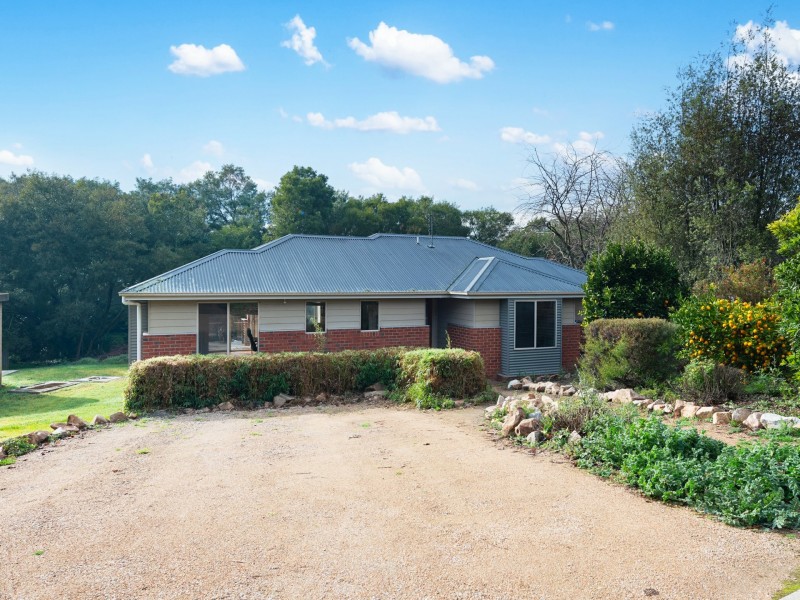 5 John Court, Bairnsdale VIC 3875