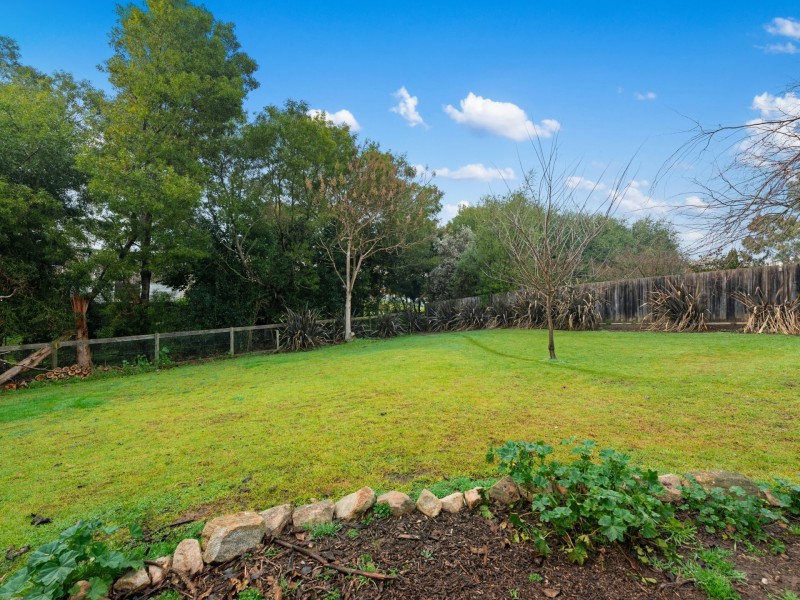 5 John Court, Bairnsdale VIC 3875