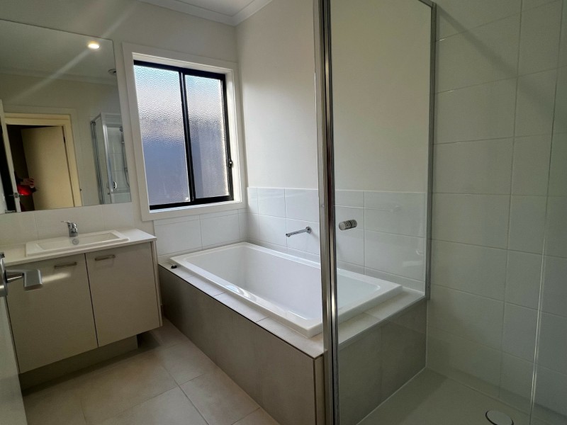 13 Royle Court, East Bairnsdale VIC 3875